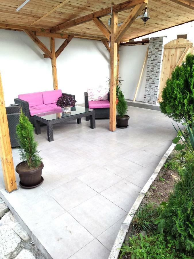 Къща Карби Kŭrdzhali Exterior foto